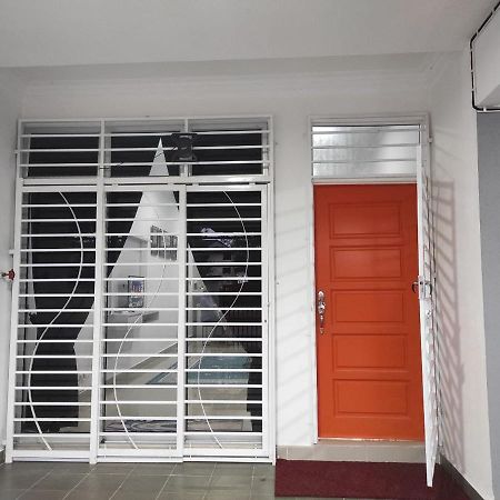 Bb D'Velodrom Homestay Dungun Bagian luar foto
